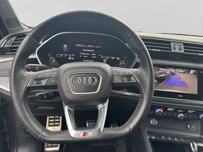 Audi Q3 – Foto 9