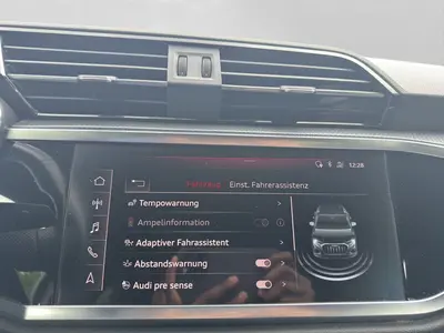 Audi Q3 – Foto 15