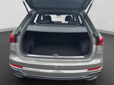 Audi Q3 – Foto 17