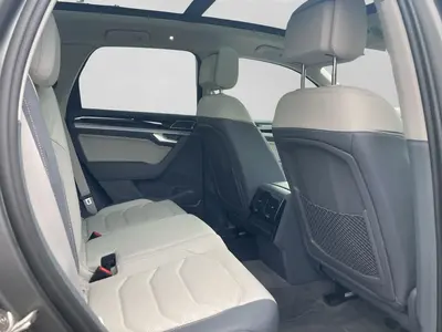 Volkswagen Touareg – Foto 6