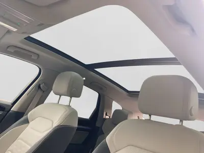 Volkswagen Touareg – Foto 17