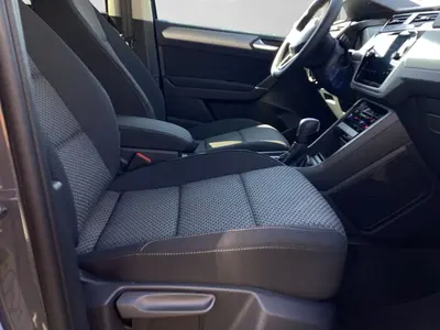 Volkswagen Touran – Foto 4