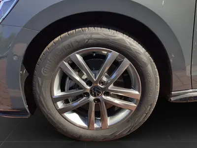Volkswagen Touran – Foto 7