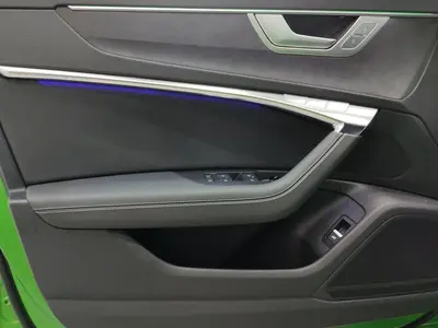 Audi S6 Avant – Foto 8