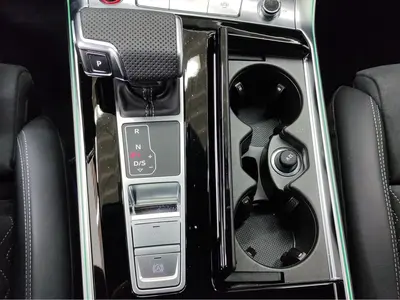 Audi S6 Avant – Foto 11