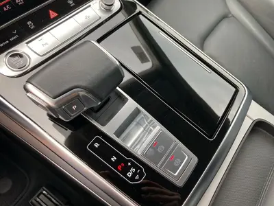 Audi Q8 – Foto 11