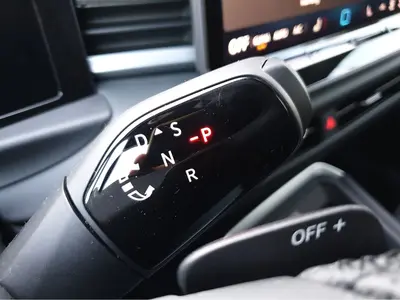 Volkswagen T-Roc – Foto 11
