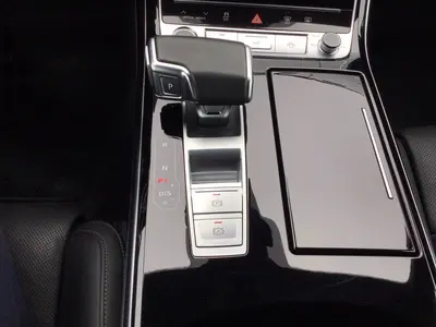 Audi A8 – Foto 11