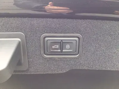 Audi A8 – Foto 18