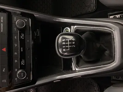 Volkswagen T-Cross – Foto 11