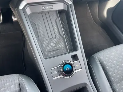 Volkswagen T-Roc – Foto 11