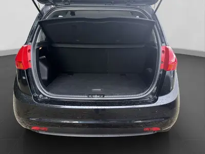 Kia Venga – Foto 17