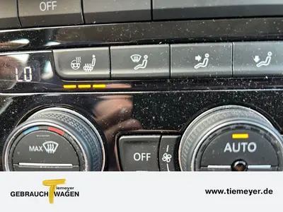 Volkswagen T-Roc – Foto 16
