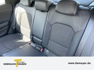 Kia XCeed – Foto 11