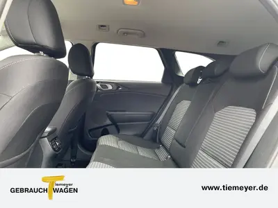 Kia cee'd – Foto 11