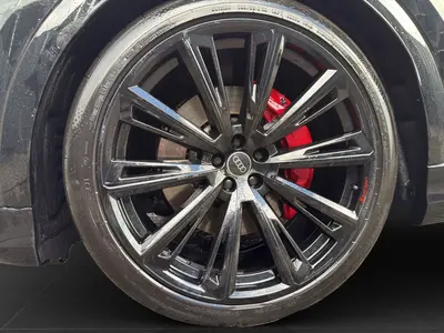 Audi Q8 – Foto 7