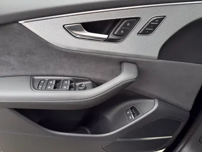 Audi Q8 – Foto 8
