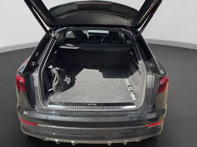 Audi Q8 – Foto 17