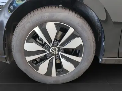 Volkswagen Golf Variant – Foto 7