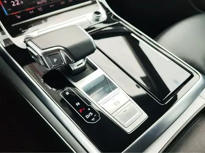 Audi Q8 – Foto 11