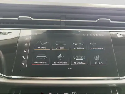 Audi Q8 – Foto 14