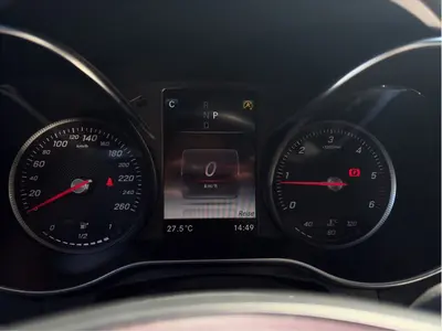 Mercedes-Benz GLC 220 – Foto 10