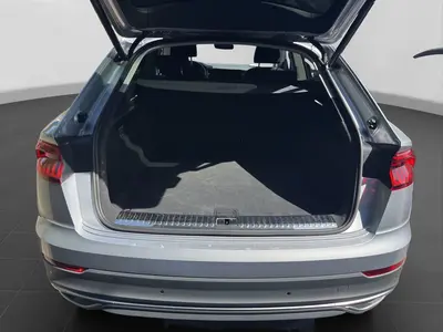 Audi Q8 – Foto 17