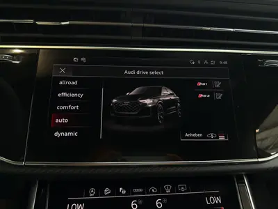 Audi RS Q8 – Foto 14