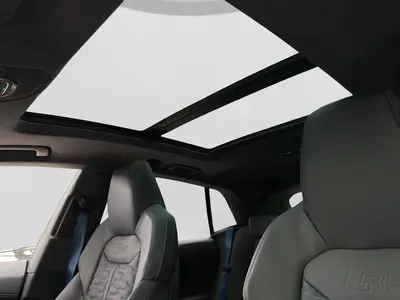 Audi RS Q8 – Foto 17