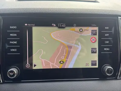 Skoda Karoq – Foto 12