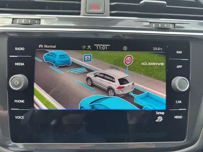 Volkswagen Tiguan Allspace – Foto 14