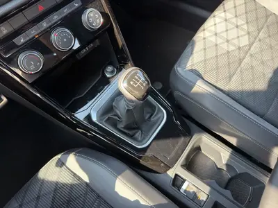 Volkswagen T-Roc – Foto 11