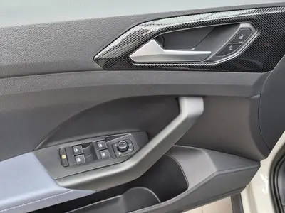 Volkswagen T-Cross – Foto 8