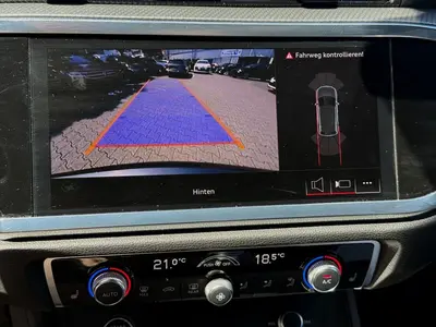 Audi Q3 – Foto 12