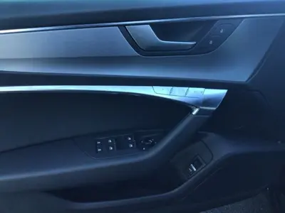 Audi S6 Avant – Foto 8