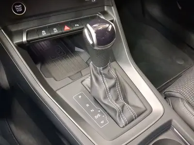 Audi Q3 – Foto 11