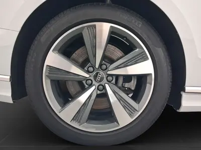 Audi A8 – Foto 7