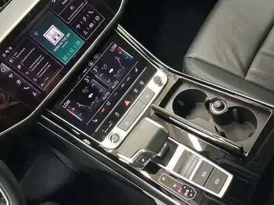 Audi A8 – Foto 11