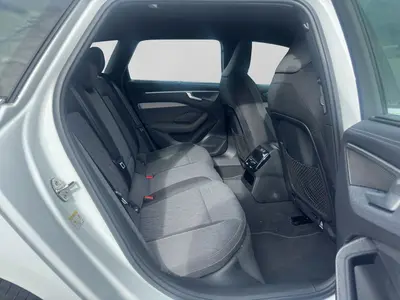 Audi A6 Avant – Foto 6