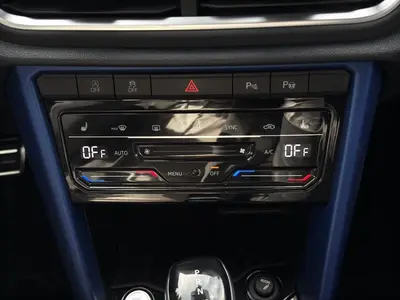 Volkswagen T-Roc – Foto 12