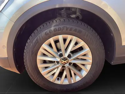 Volkswagen T-Roc – Foto 7