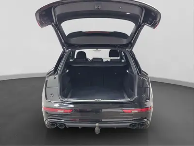 Audi SQ5 – Foto 17