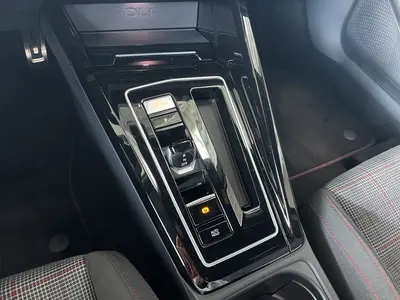 Volkswagen Golf GTI – Foto 11