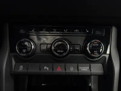 Skoda Karoq – Foto 16