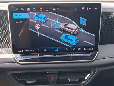 Volkswagen Tiguan – Foto 13