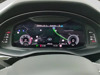 Audi Q8 – Foto 10