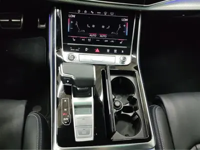 Audi Q8 – Foto 11