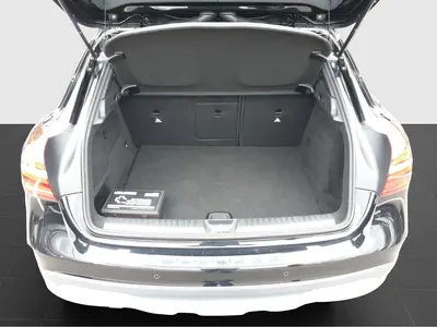Mercedes-Benz GLA 180 – Foto 15
