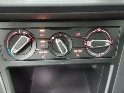 Volkswagen Polo – Foto 15