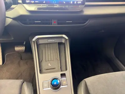 Volkswagen T-Roc – Foto 11